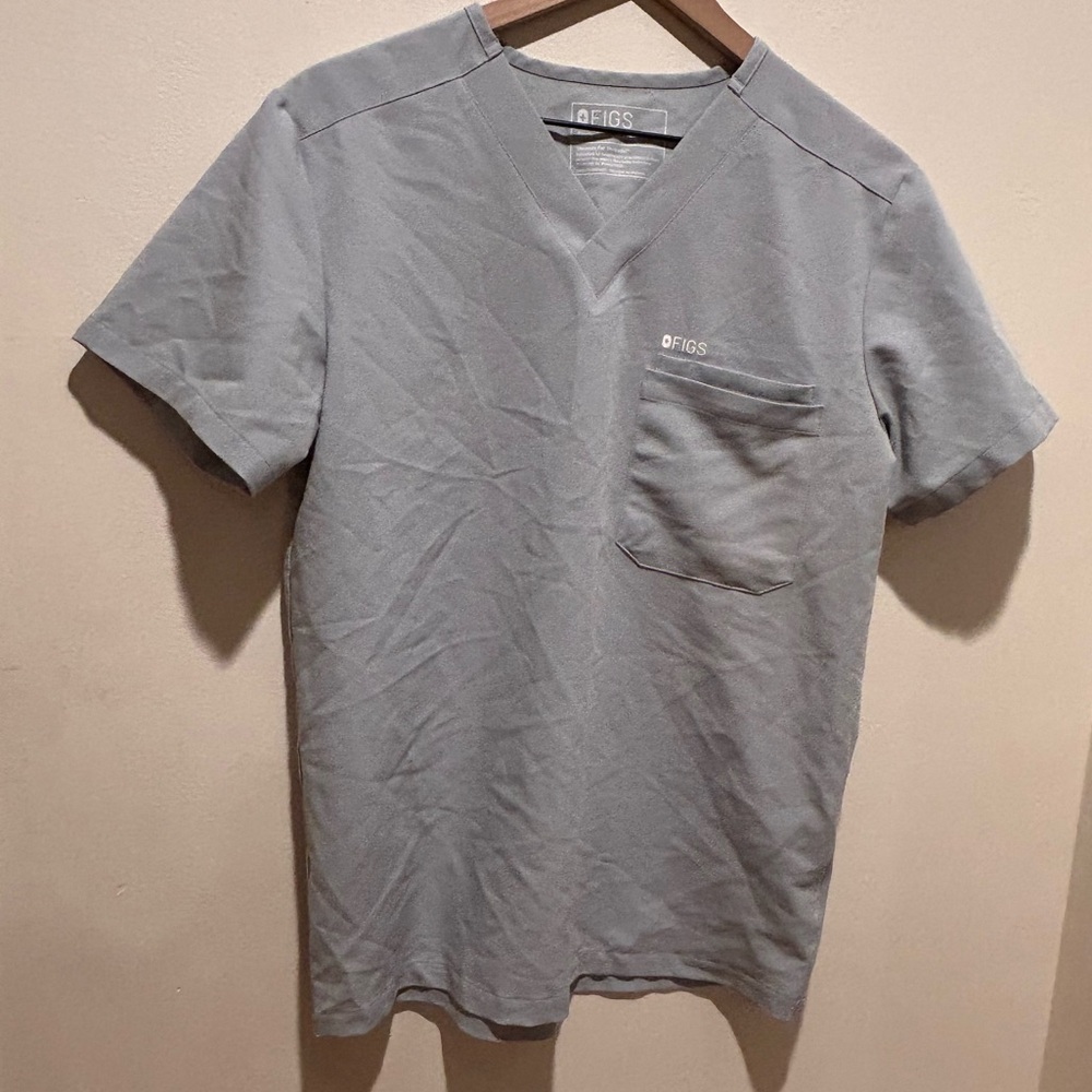Figs Technical Collection Grey Short Sleeve Scrubs Shirt - Women’s Men’s Size XS